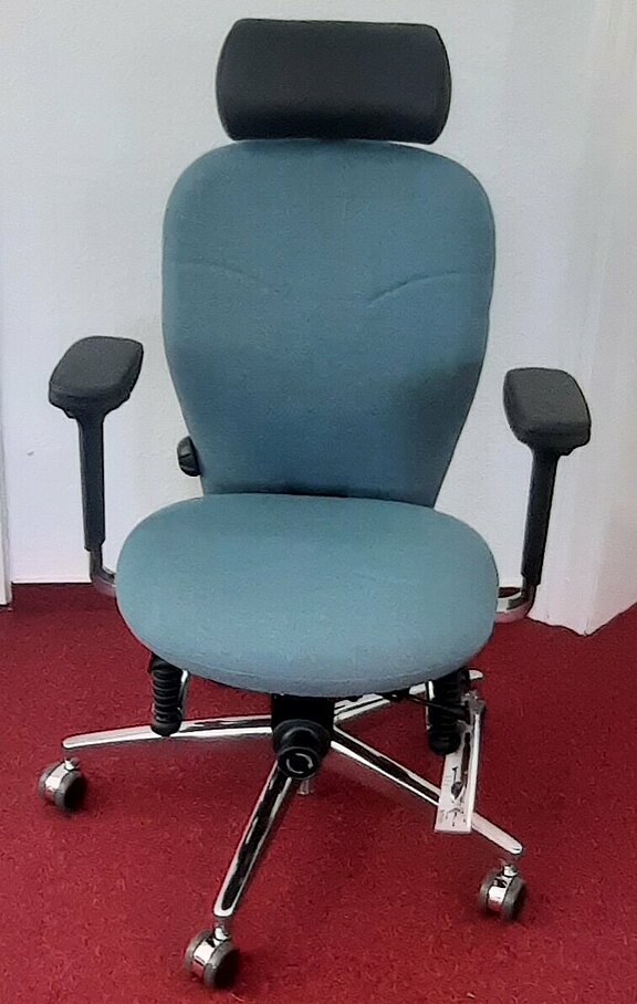 Bürodrehstuhl_4iq.jpg